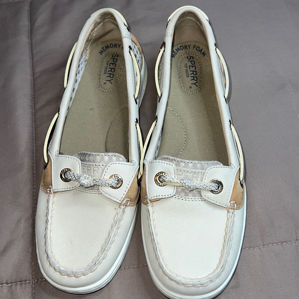 Sperry memory foam boat shoes